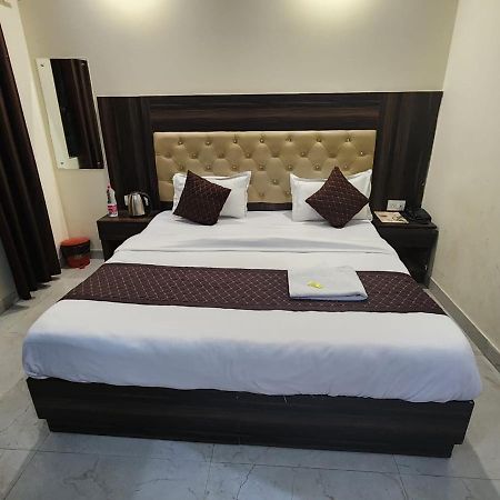 Airport Hotel Ivy With Free Airport Transfr Nowe Delhi Zewnętrze zdjęcie