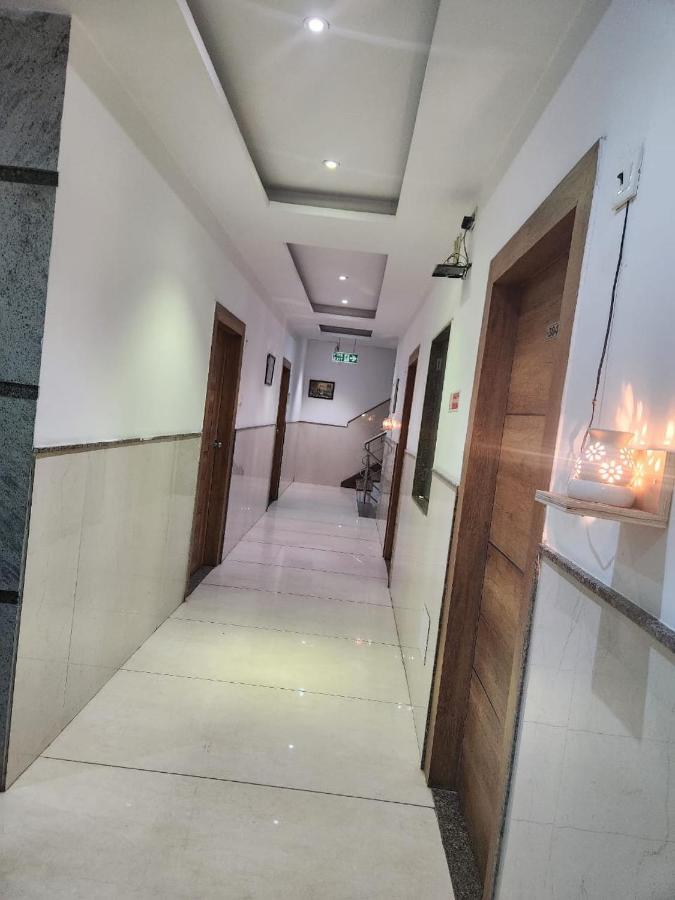Airport Hotel Ivy With Free Airport Transfr Nowe Delhi Zewnętrze zdjęcie