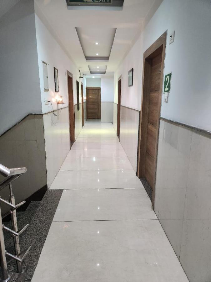 Airport Hotel Ivy With Free Airport Transfr Nowe Delhi Zewnętrze zdjęcie
