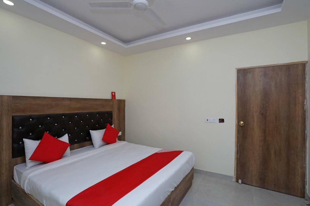 Airport Hotel Ivy With Free Airport Transfr Nowe Delhi Zewnętrze zdjęcie